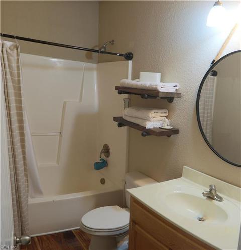 829 Dawson Cir, Chesapeake, VA 23322 photo 18