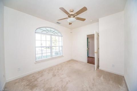 2729 Einstein Dr, Virginia Beach, VA 23456 photo 30