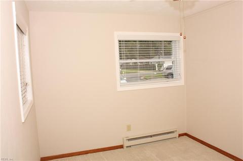 53 Nathan St, Hampton, VA 23669 photo 13
