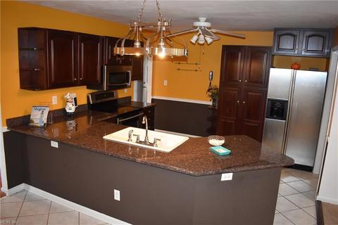 135 Hillside Ave, Suffolk, VA 23434 photo 12