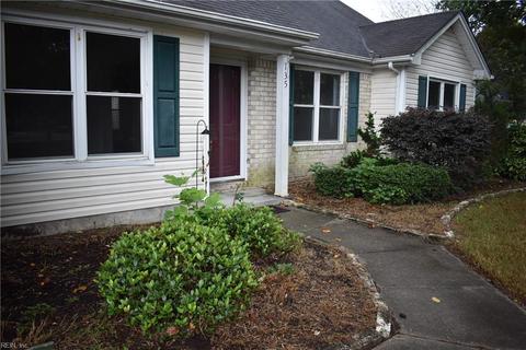 135 Hillside Ave, Suffolk, VA 23434 photo 2
