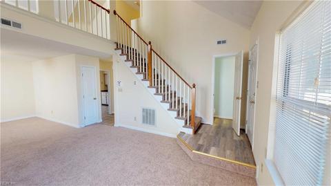 121 Kincaid Ln, Hampton, VA 23666 photo 2