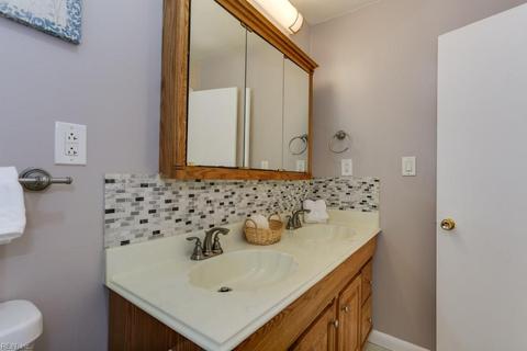 512 Brockridge Hunt Dr, Hampton, VA 23666 photo 23