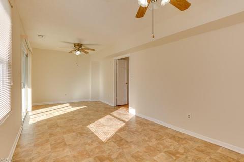 512 Brockridge Hunt Dr, Hampton, VA 23666 photo 28