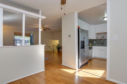 512 Brockridge Hunt Dr, Hampton, VA 23666 photo 11