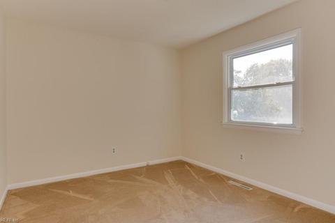 512 Brockridge Hunt Dr, Hampton, VA 23666 photo 24