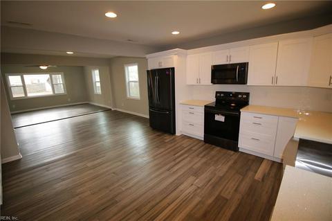330 Wilton Ave, Hampton, VA 23663 photo 3