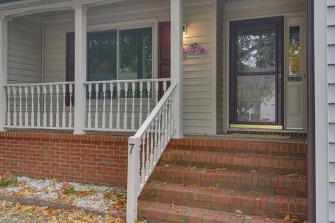 7 Raintree Dr, Hampton, VA 23666 photo 5