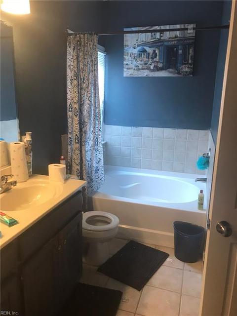 4 Stephanies Rd, Hampton, VA 23666 photo 14