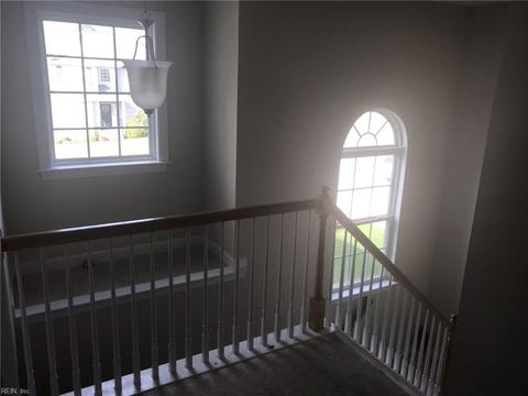 4 Stephanies Rd, Hampton, VA 23666 photo 12