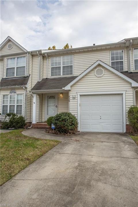928 Allendale Dr, Hampton, VA 23669 photo 2