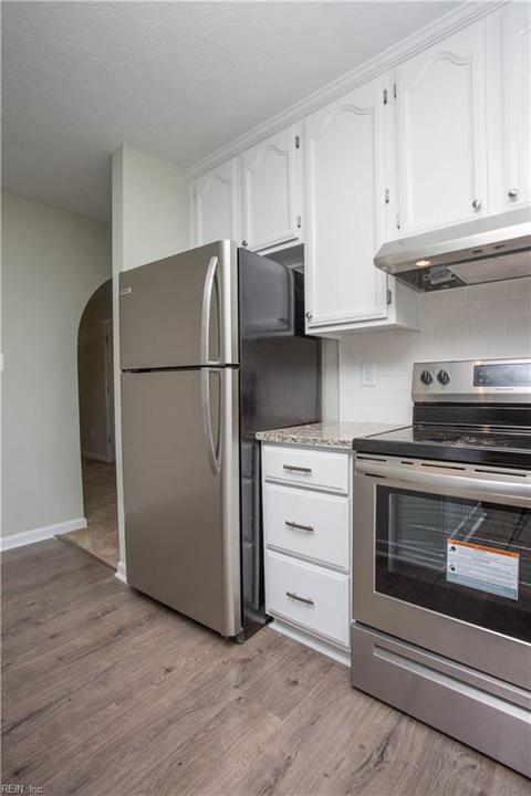 7 Apache Trl, Hampton, VA 23669 photo 6