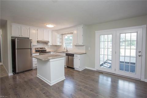 7 Apache Trl, Hampton, VA 23669 photo 1