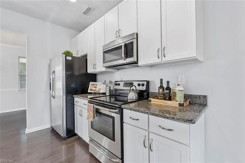 912 Hullview Ave, Norfolk, VA 23503 photo 13