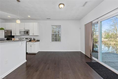 912 Hullview Ave, Norfolk, VA 23503 photo 10