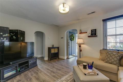 3729 Wayne Cres, Norfolk, VA 23513 photo 6