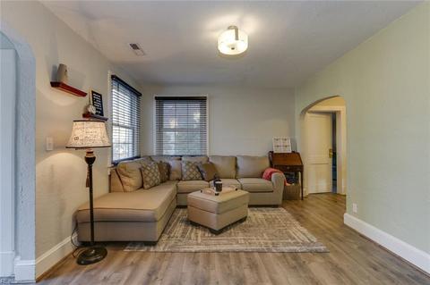 3729 Wayne Cres, Norfolk, VA 23513 photo 9