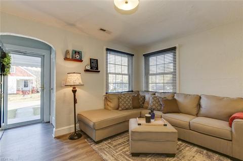 3729 Wayne Cres, Norfolk, VA 23513 photo 8