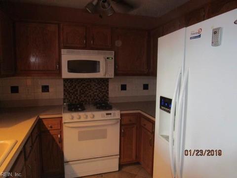 126 River Walk Ct, Hampton, VA 23669 photo 5