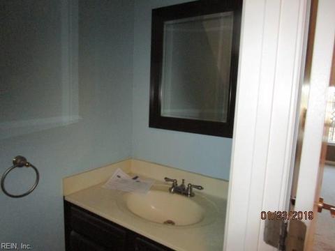 126 River Walk Ct, Hampton, VA 23669 photo 7