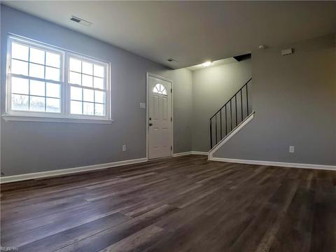 1861 Olde Buckingham Rd, Hampton, VA 23669 photo 6