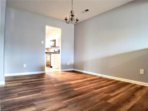 1861 Olde Buckingham Rd, Hampton, VA 23669 photo 7