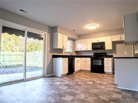 1861 Olde Buckingham Rd, Hampton, VA 23669 photo 13