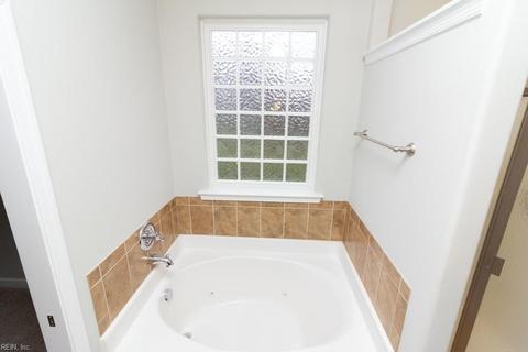 48 Ferncliff Dr, Hampton, VA 23669 photo 12