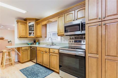 119 Diggs Dr, Hampton, VA 23666 photo 15