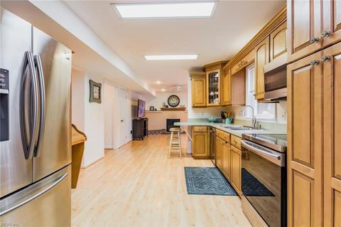 119 Diggs Dr, Hampton, VA 23666 photo 18