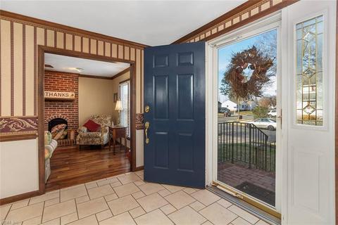 701 Pinehurst Dr, Chesapeake, VA 23323 photo 3