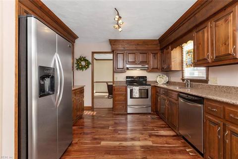 701 Pinehurst Dr, Chesapeake, VA 23323 photo 11