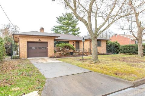 12 Overton Dr, Hampton, VA 23666 photo 3