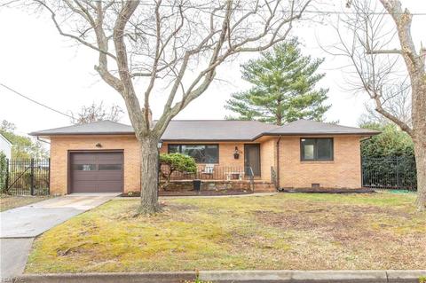 12 Overton Dr, Hampton, VA 23666 photo 2