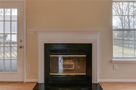 116 Boeing Ave, Hampton, VA 23669 photo 14