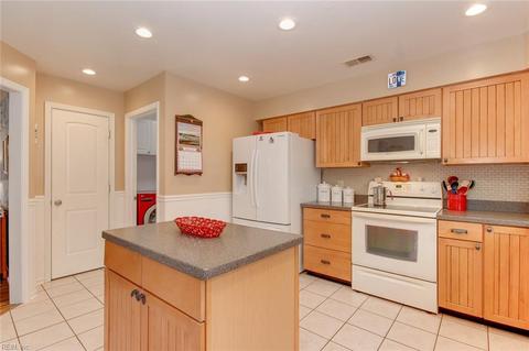 2648 Level Loop Rd, Virginia Beach, VA 23456 photo 11