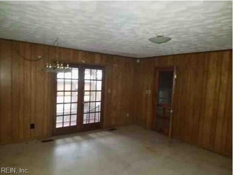 110 Marcella Rd, Hampton, VA 23666 photo 5