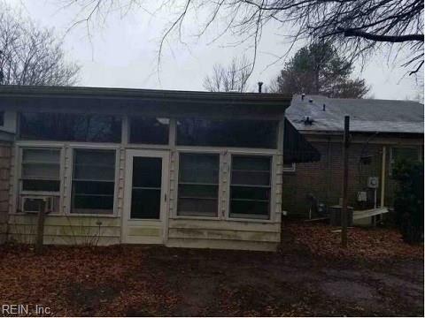 110 Marcella Rd, Hampton, VA 23666 photo 2