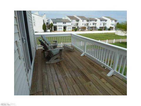 144 N First St, Hampton, VA 23664 photo 8