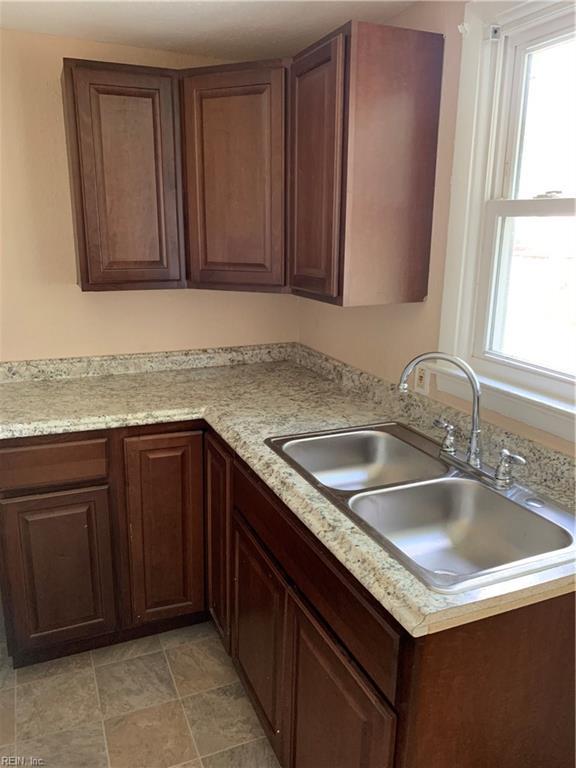 49 Moss Ave, Hampton, VA 23669 11 Photos MLS 10339206 Movoto