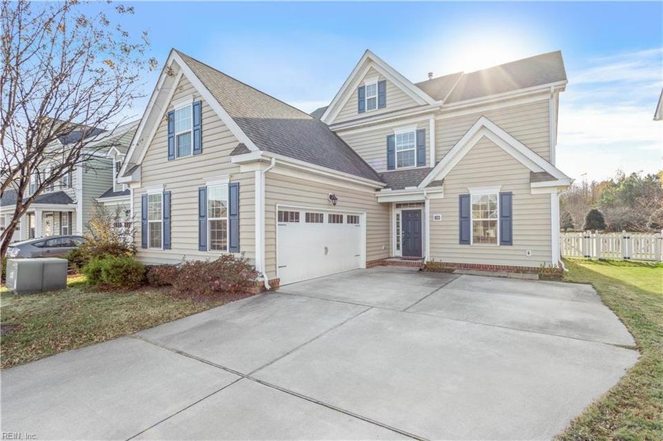 2520 Brewer Arch, Virginia Beach, VA 23456 26 Photos MLS 10413098