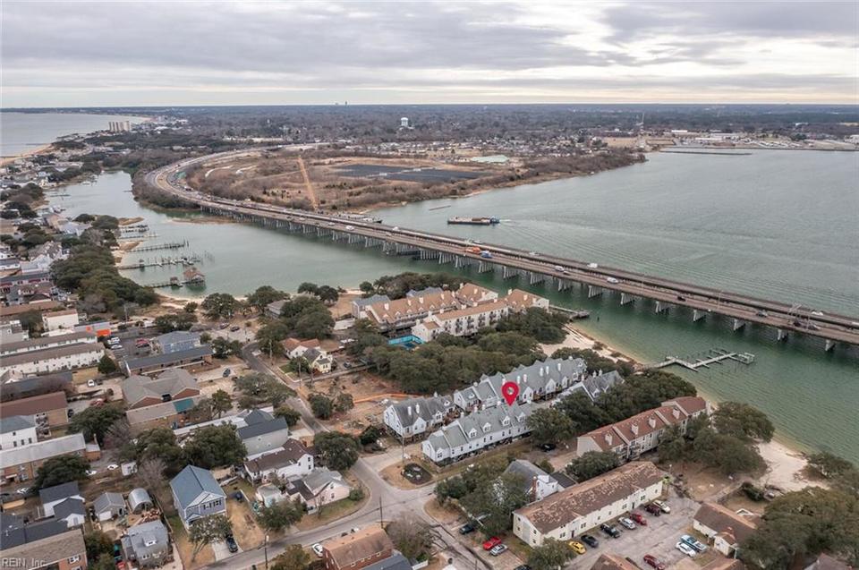 867 Little Bay Ave 4, Norfolk, VA 23503 47 Photos MLS 10420634