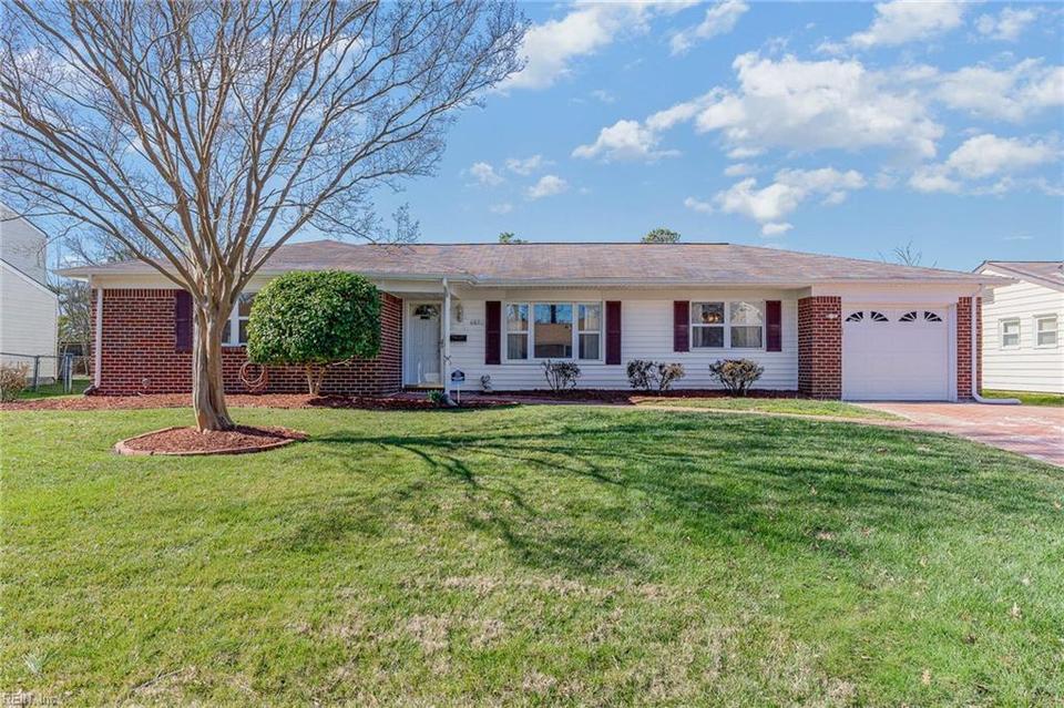 605 Old Post Rd, Virginia Beach, VA 23452 22 Photos MLS 10420857