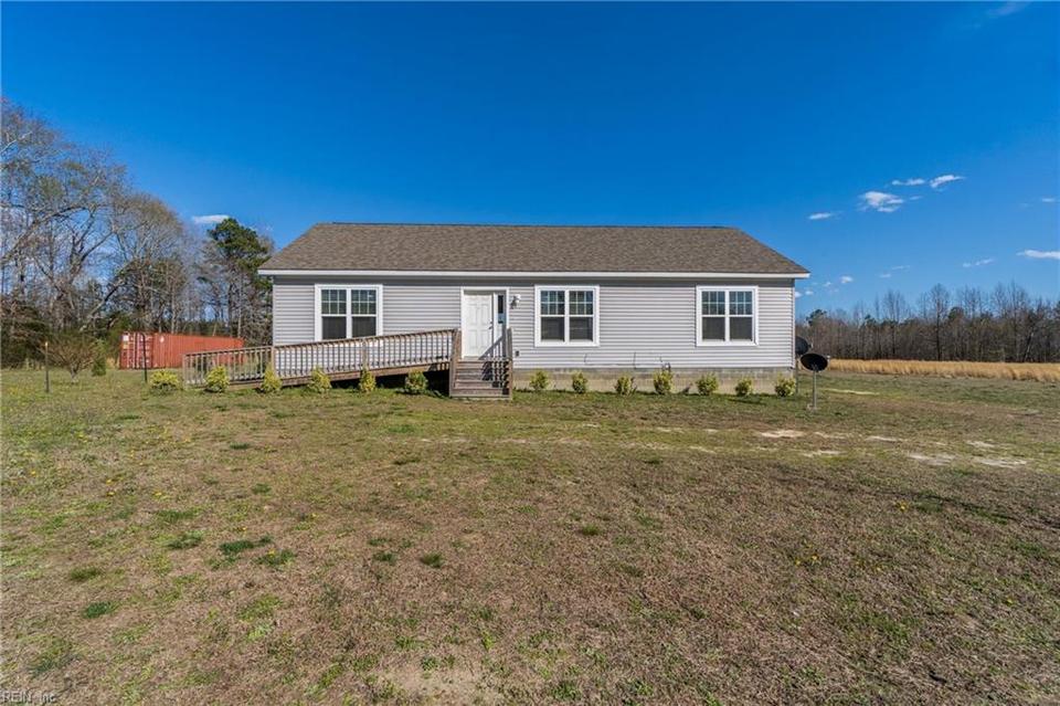 2895 Stratton Major Rd, Shacklefords, VA 23156 45 Photos MLS