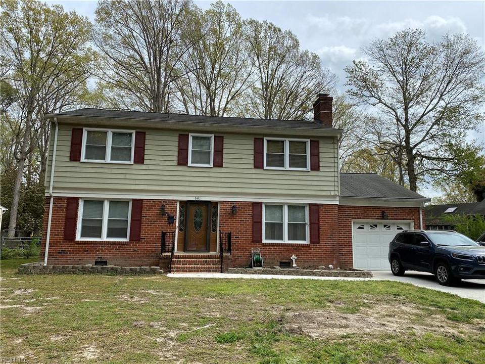 661 Village Green Pw Pkwy, Newport News, VA 23602 21 Photos MLS