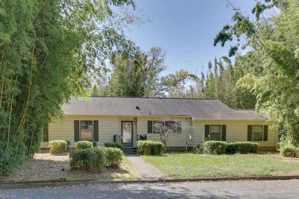 124 Tuckahoe Dr, Newport News, VA 23606 26 Photos MLS 10461824