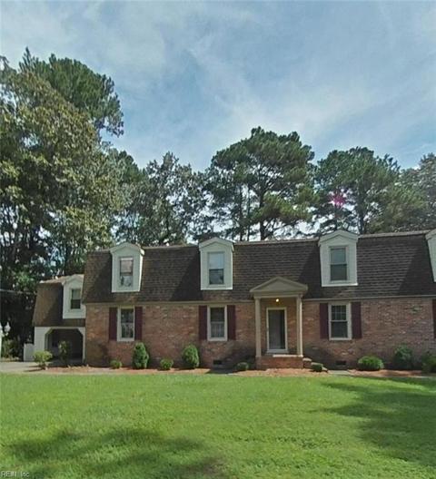621 Crossland Dr, Chesapeake, VA 23320