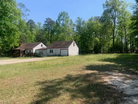 12370 Windsor Blvd, Windsor, VA 23487