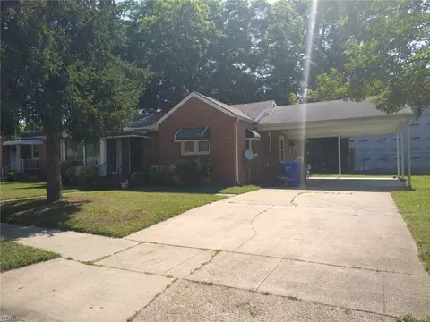 212 Saint James Ave, Suffolk, VA 23434