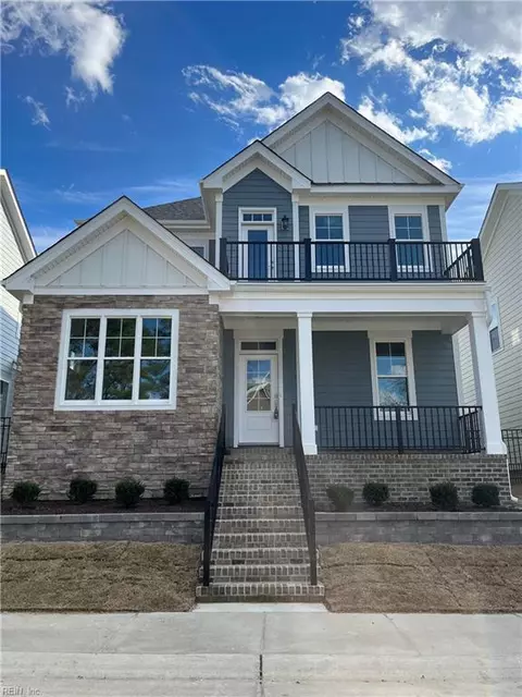 112 Creek Ln, Suffolk, VA 23435